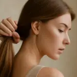 Elastici rivestiti in microfibra: la scelta intelligente per chi desidera proteggere i capelli fragili